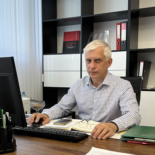 Семенов